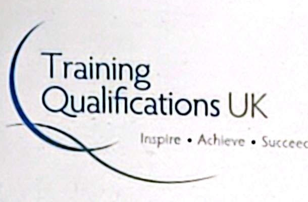 Training Qualifications UK 標誌